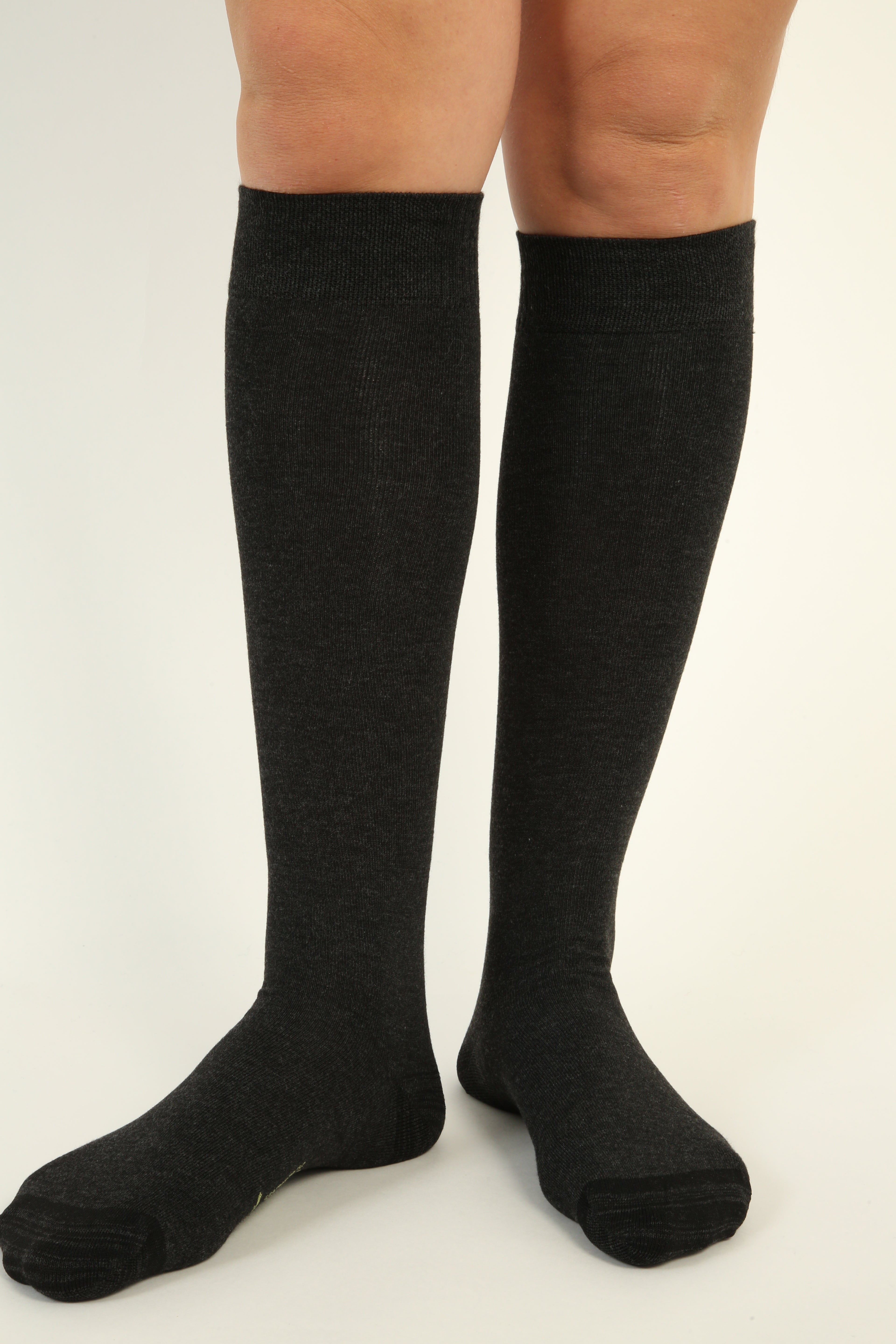 Knee-High Seamless Melange Bamboo Socks - 4 pairs